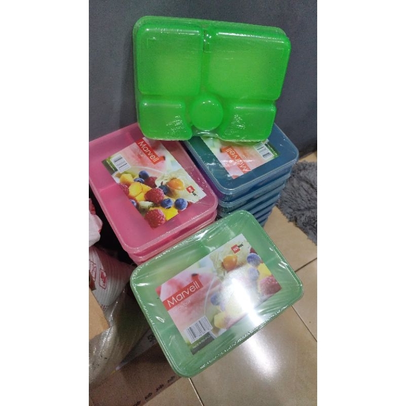 Kotak makan Marvel sekat 5