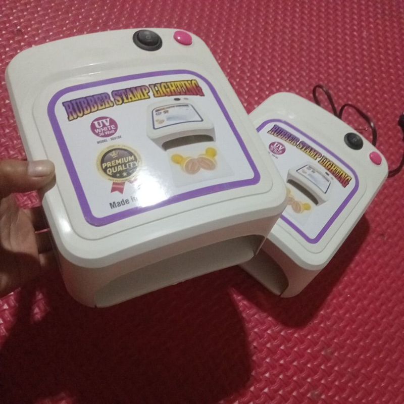 

Mesin penyinaran stempel runaflek