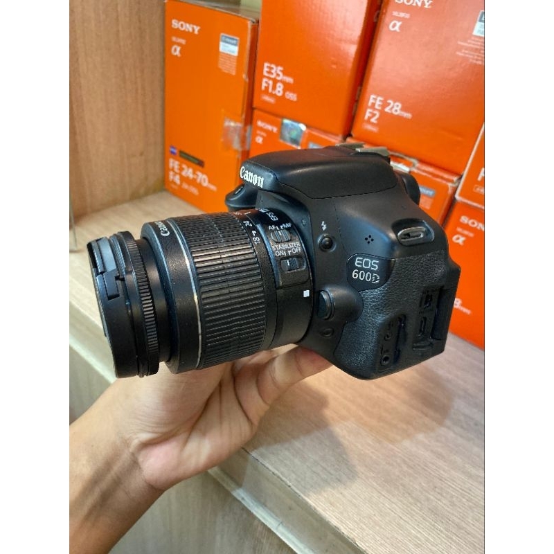 KAMERA DSLR CANON 600D KIT FULLSET