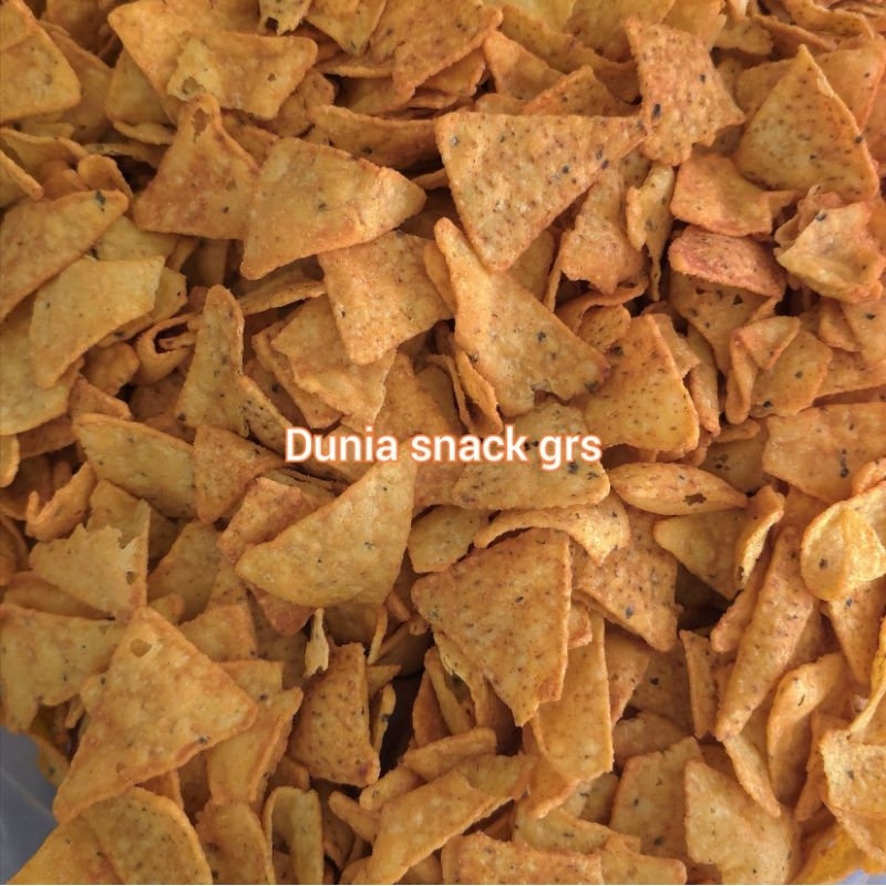 

Tortilla Chips Jagung Sambal Balado 200Gr / Keripik Jagung Tes