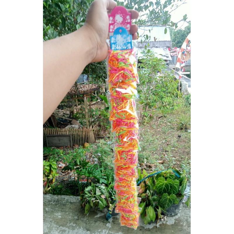 

Karet Jepang Kemasan Renteng Warna Warni Isi 12 Bungkus Siap Jual