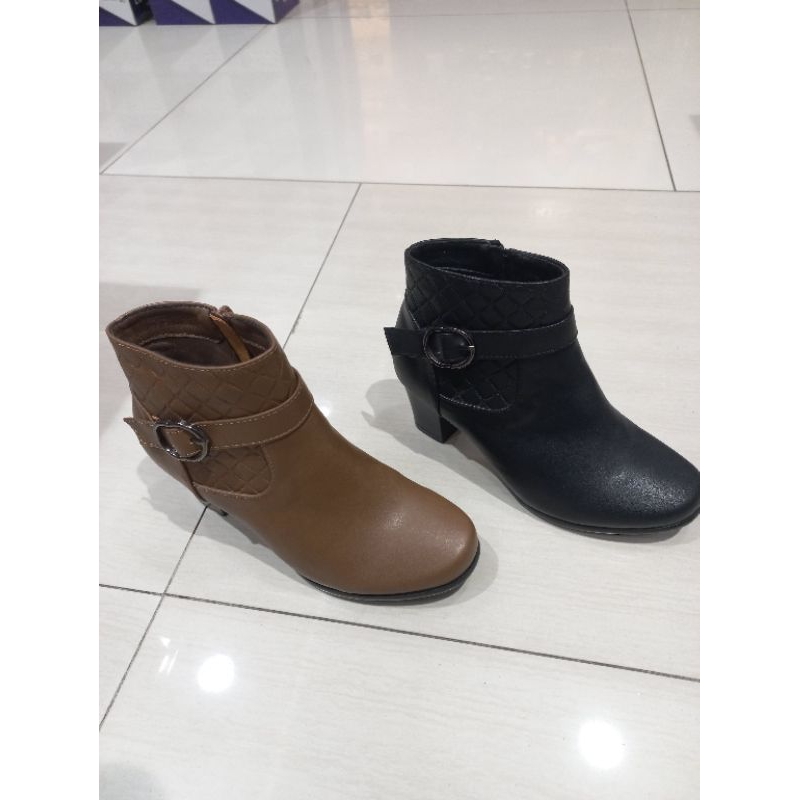 sepatu boots wanita laviola