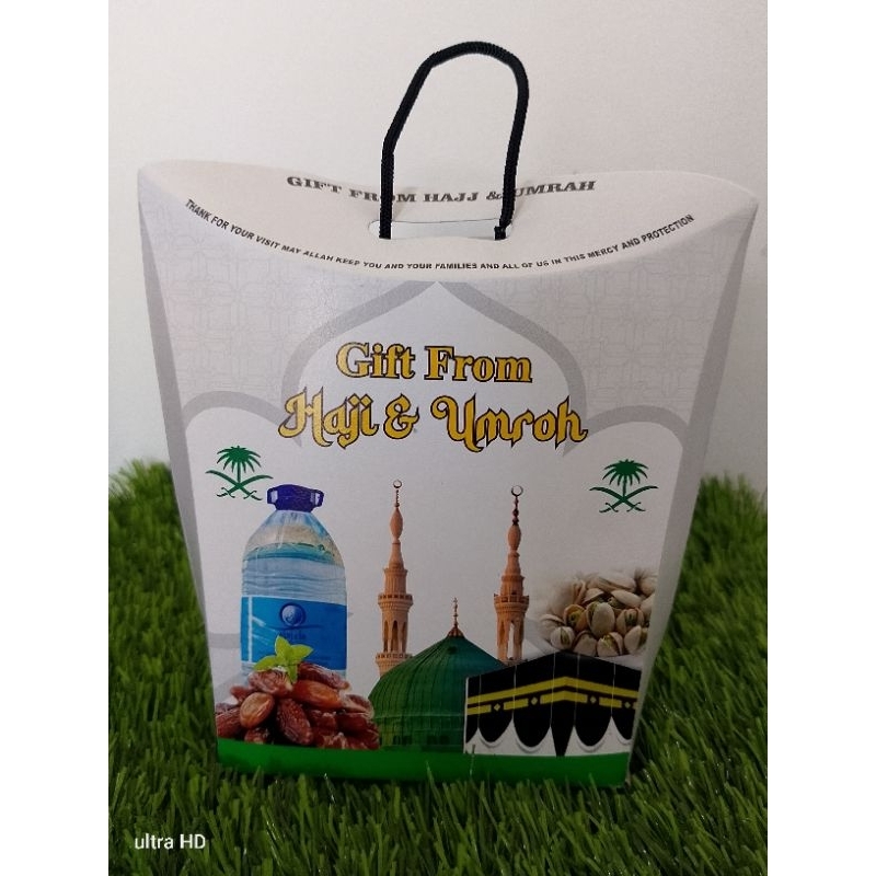 

Paperbag Dus Tali untuk Oleh-Oleh Haji Umroh per Pack isi 20 pcs