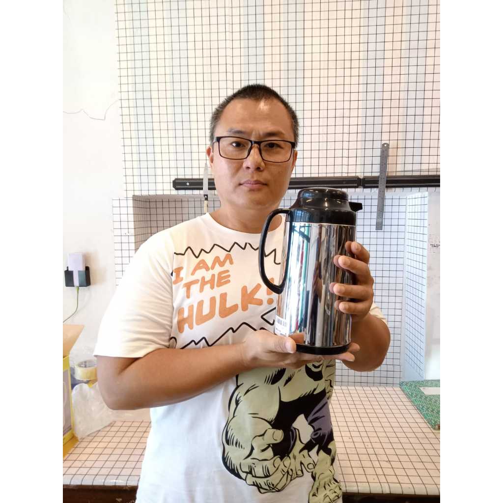 Tiger Termos Kaca Tekan Atas 1 Liter Made In Japan PROA100 Pencet Made In Japan Push Button Water Ju