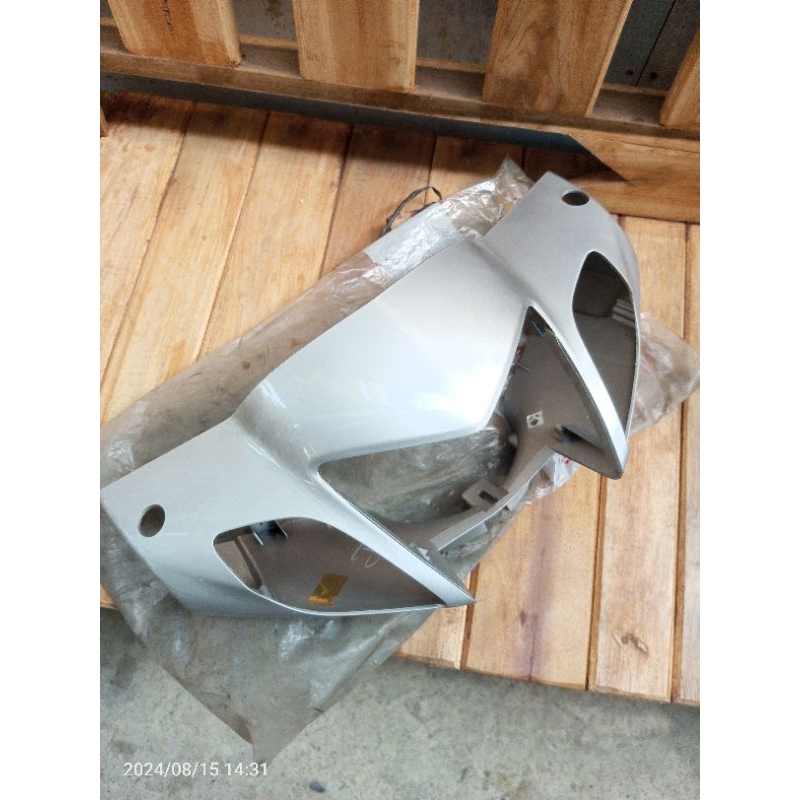 batok totok lampu depan honda karisma125 silver original ahm