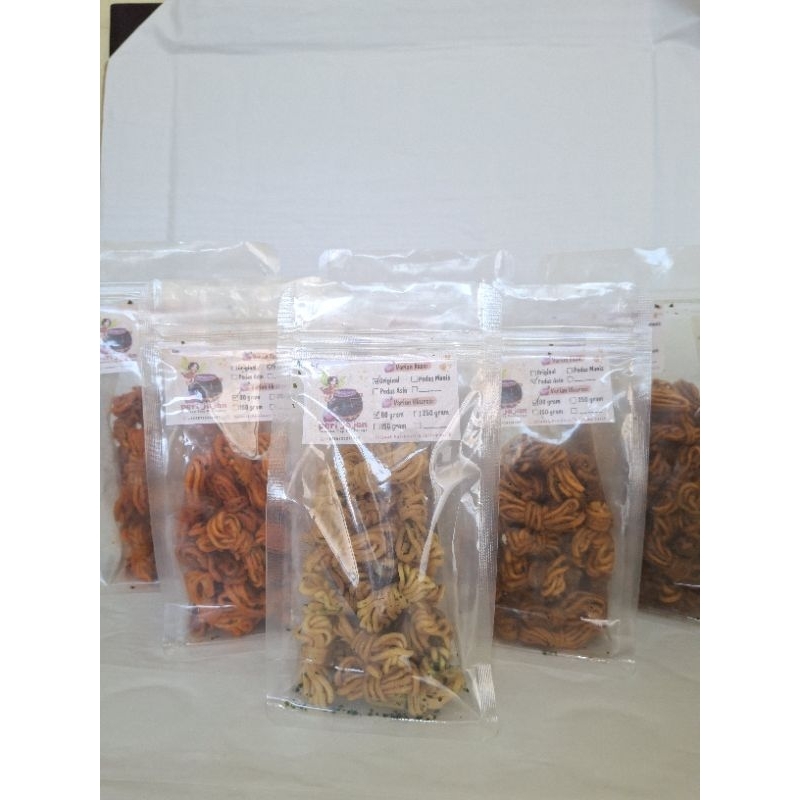 

Mie Gulung by Peri Jajan