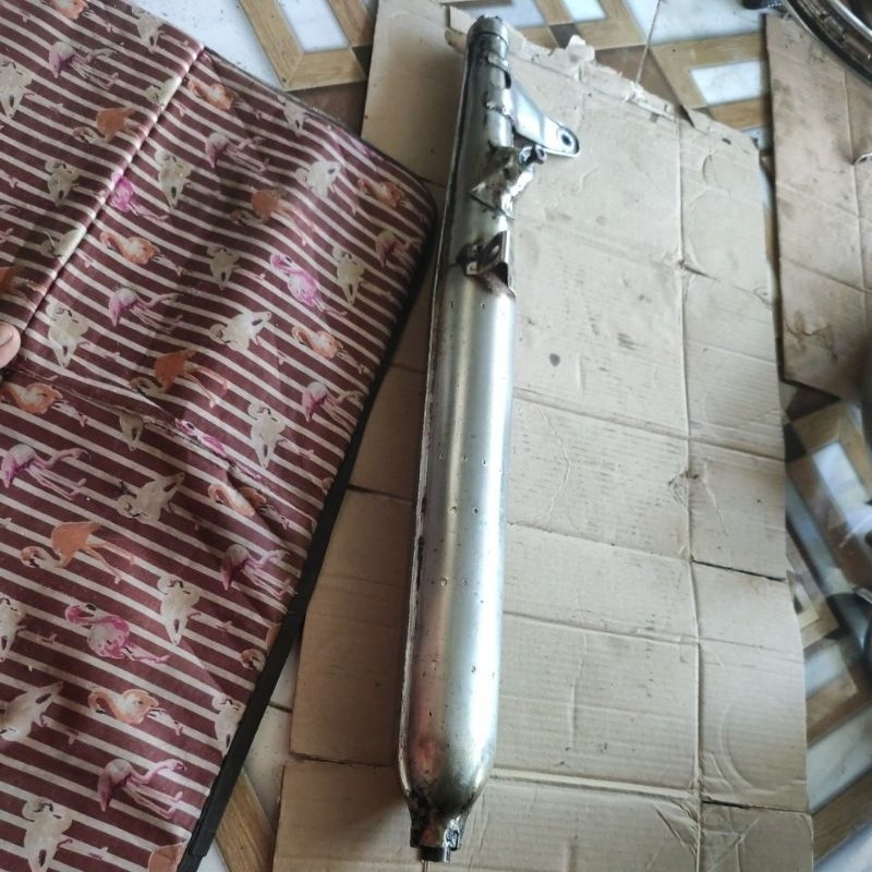 knalpot/ kenalpot Yamaha v80 ori