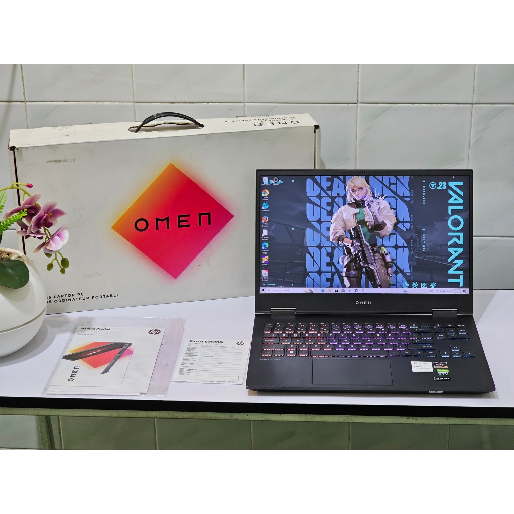 HP OMEN 15 AMD Ryzen 7 4000 Series Nvidia RTX 2060 Ram 16 GB 144 Hz RGB Gaming dan Desain Grafis