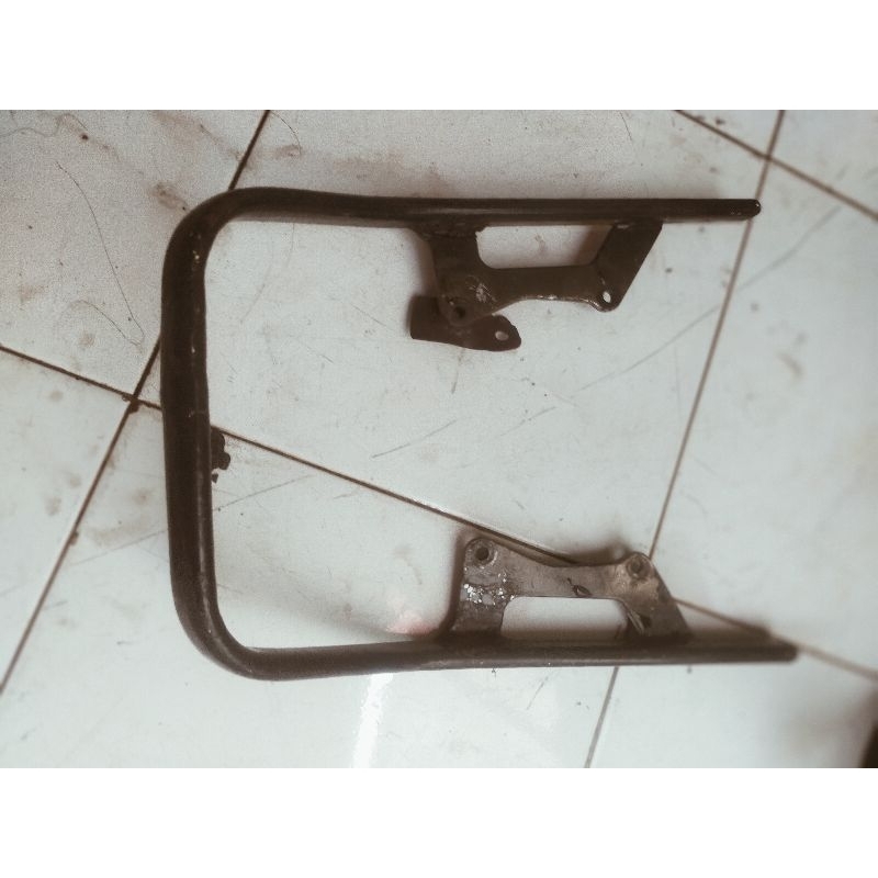 behel belakang Kawasaki Kaze r,original