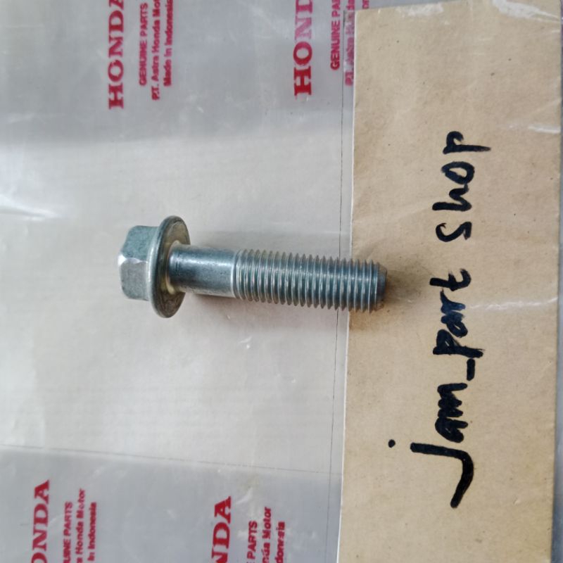 baut dudukan knalpot beat scoopy vario 110