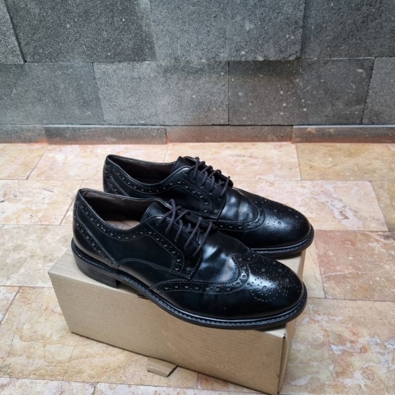 ECCO WINGTIP FORMAL SHOES