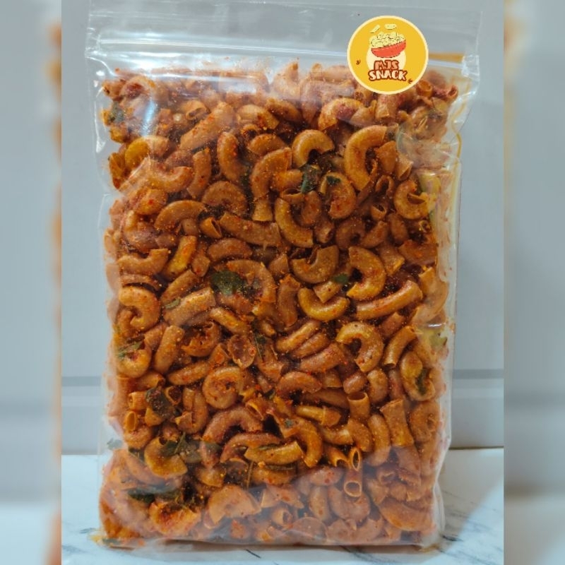 

MAKARONI CIKRUH DAUN JERUK 200/MAKARONI BANTET/SNACK KILOAN