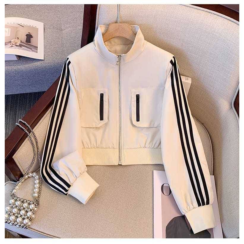 Jaket Wanita Bomber Besbol Crop/Jaket Crop Parasut Wanita/jaket strip