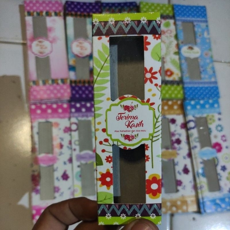 

clearance sale box motif lembaran uk. 12,8x4x1,5cm
