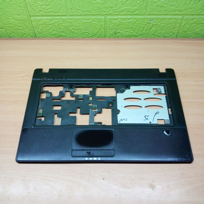 Casing Case Kesing Frame Keyboard Laptop Lenovo G460