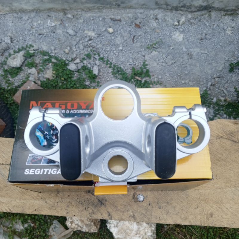 (COD) SEGITIGA ATAS STANG  VIXION OLD T ATAS VIXION BERKUALITAS