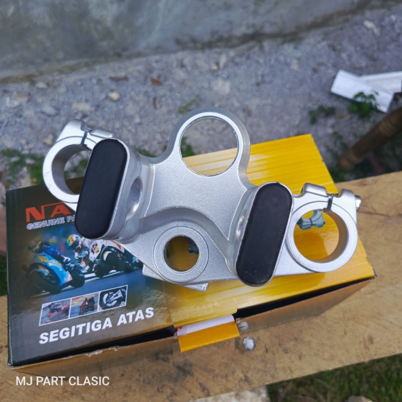 Segitiga Atas VIXION Dudukan Stang Vixion SKR