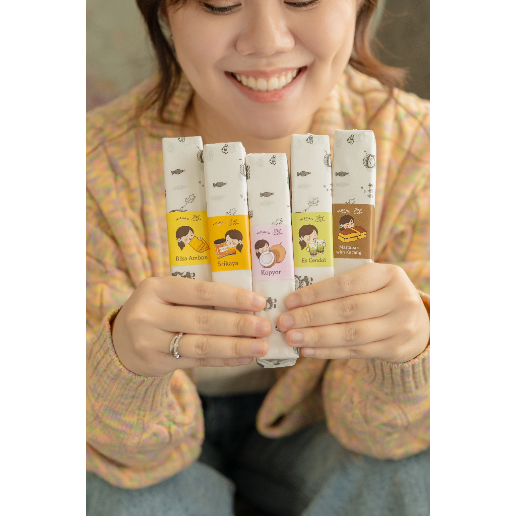 

[Maeko x Tiffany Christine] | Box Collab Cheesecake Sando | Martabak, Srikaya, Kopyor, Es Cendol, Bika Ambon Cheesecake