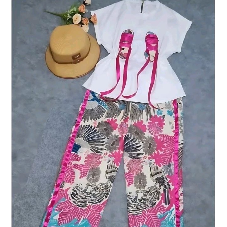 Floral Chic Set (Femma Batik)