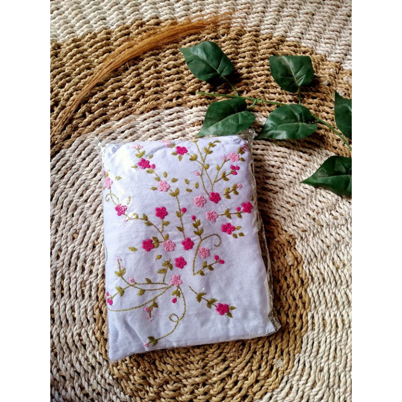 Mukena terusan bahan rayon sulam