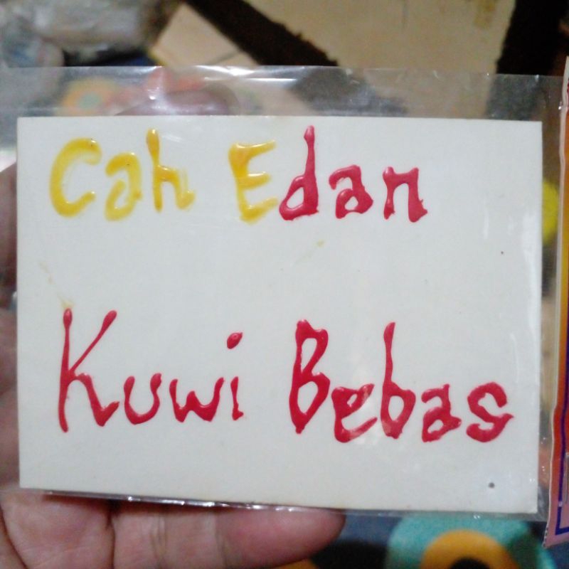 

British Sticker Timbul : Cah Edan Kuwi Bebas