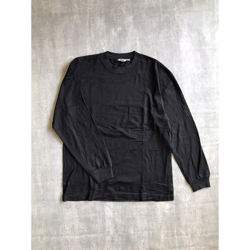 longsleve UNIQLO U pocket hitam