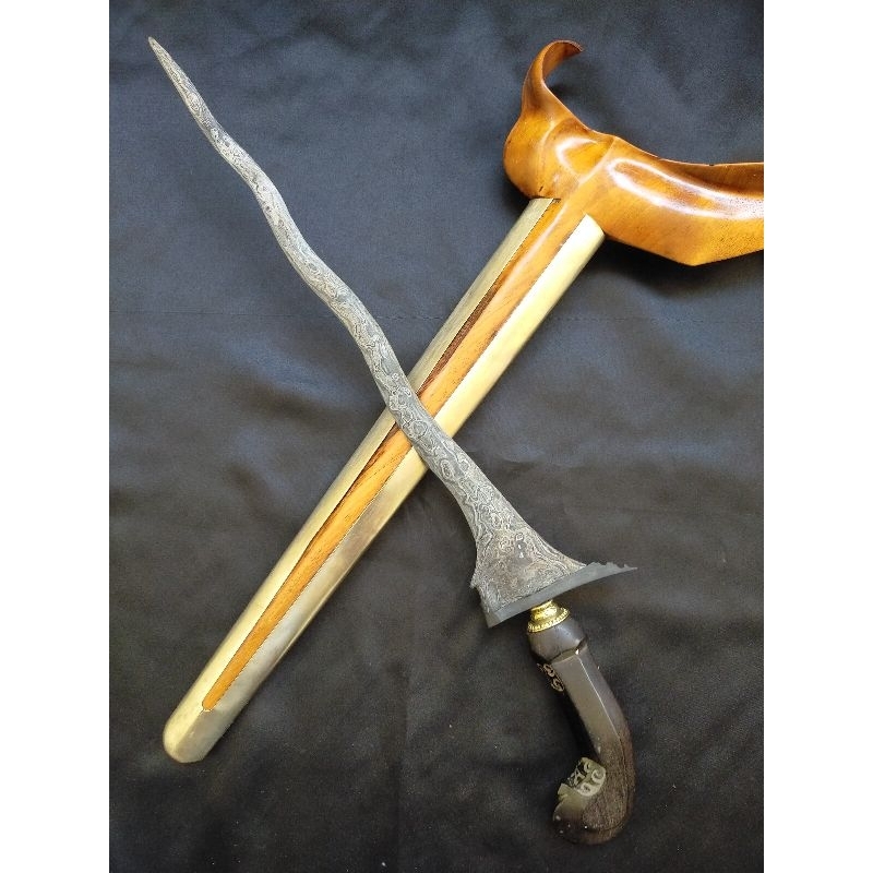 Keris Carubuk Pamor Udan Mas tiban Tangguh Mataram Senopaten Istimewa