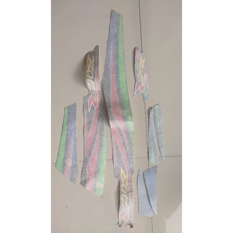 striping Kawasaki blitz r