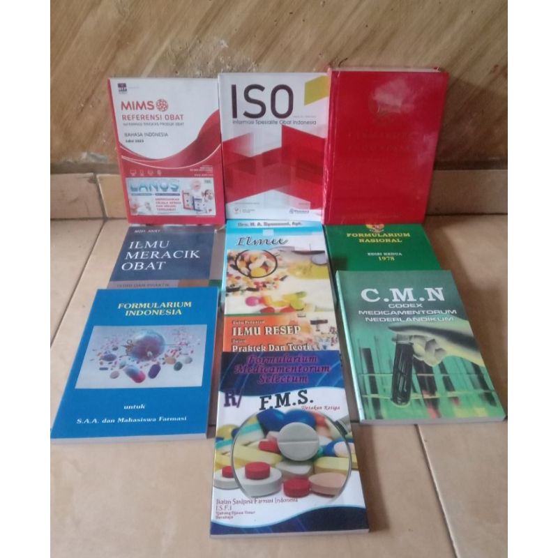 8 buku Farmasi ; MIMS,ISO,FARMAKOPE3,IMO,FORNAS,Formularium Indonesia,CMN,Ilmu Resep,FMS