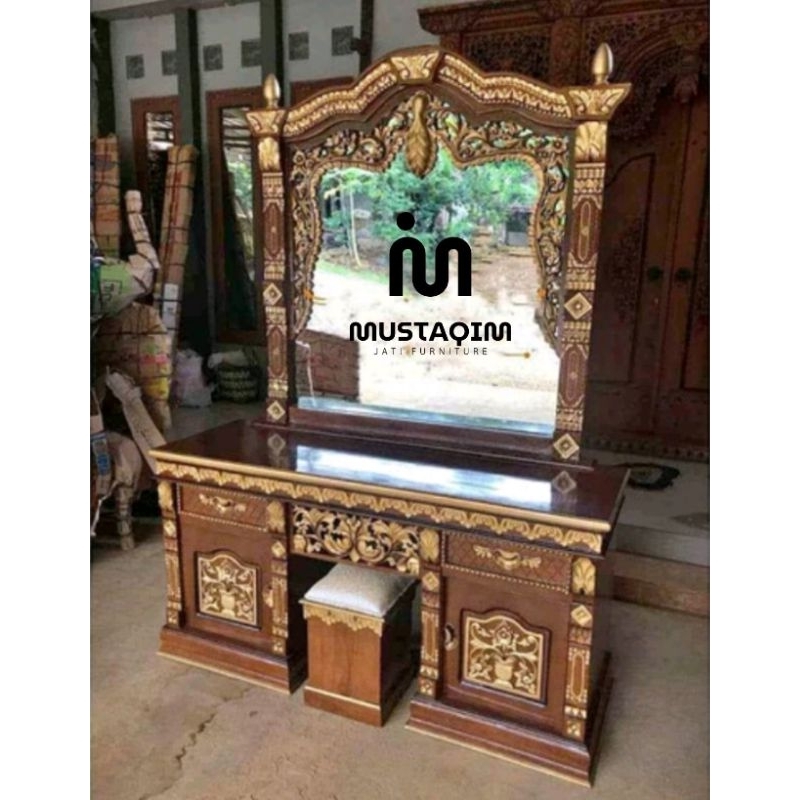 Meja rias ukir jepara/tolet ukir jepara model gebyok bahan kayu jati