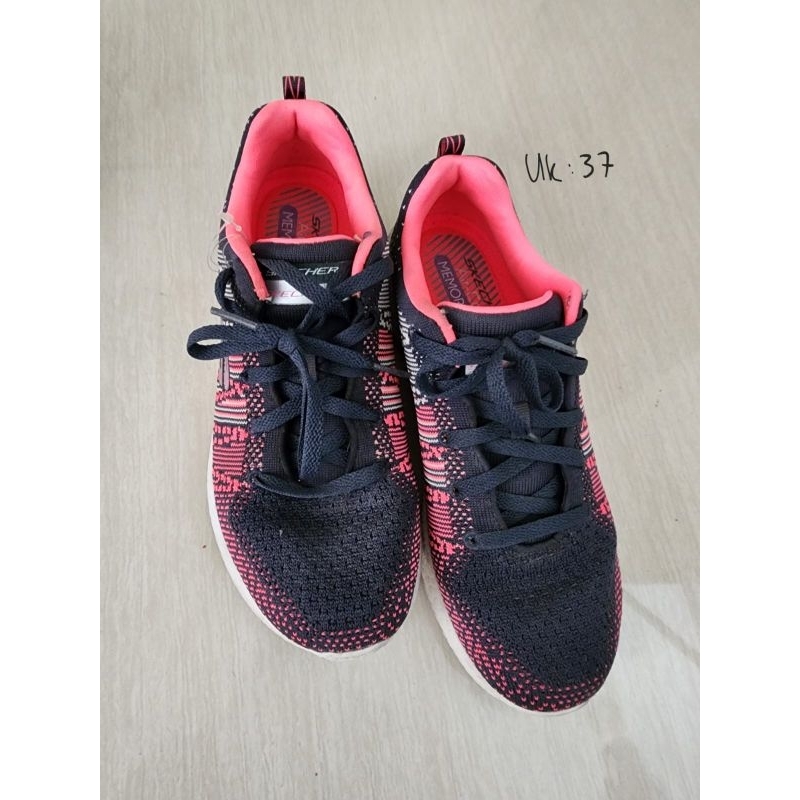 [PRELOVED  - ORIGINAL] SKECHERS SEPATU WANITA WARNA MERAH BIRU UKURAN 37