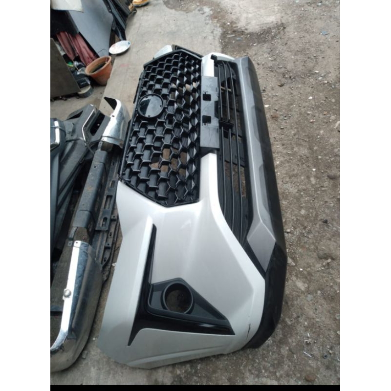 bumper depan avanza veloz 2023
