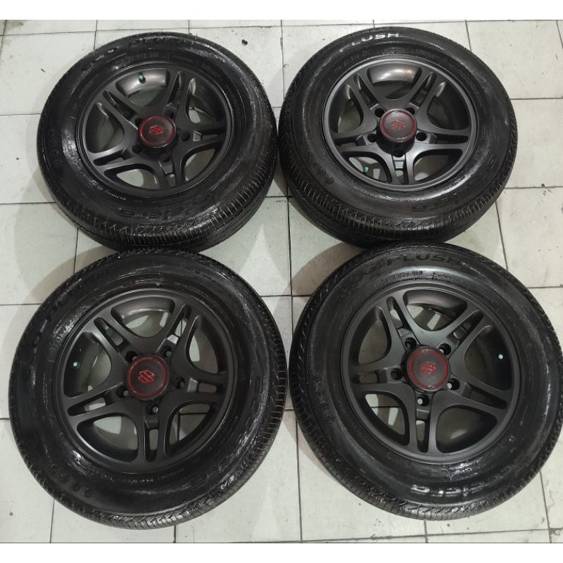 Velg pelek mobil Second standard suzuki jimny  Katana ring 15
