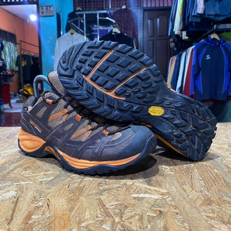 MERRELL ORANGE GTX