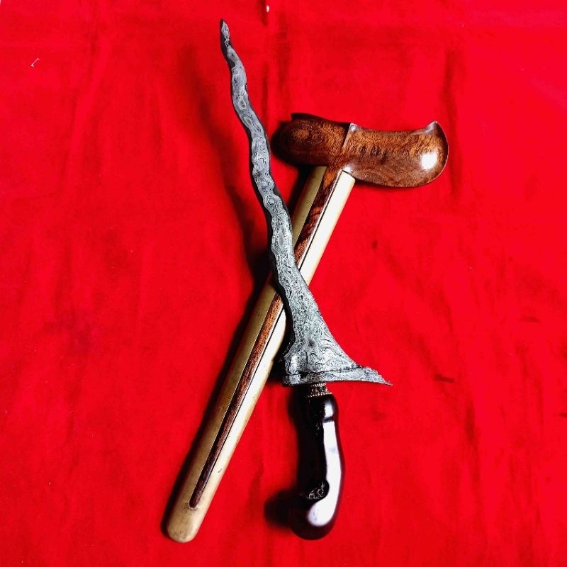 Keris Sempana Luk 9 Pamor Pedaringan Kebak Tangguh Banjaransari Koleksi Pusaka Sepuh Antik