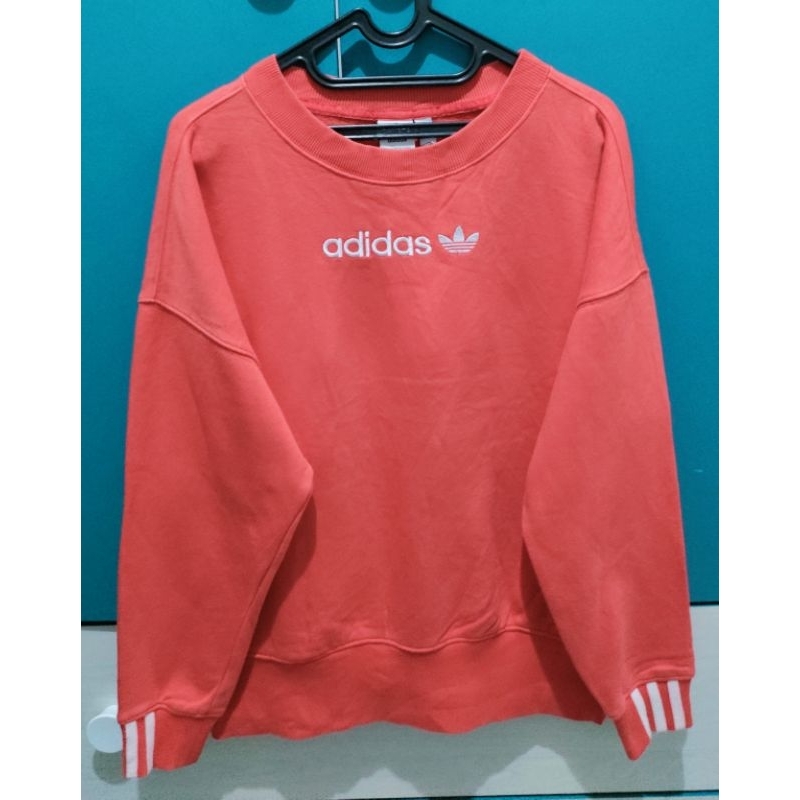 Adidas Crewneck Center Merah