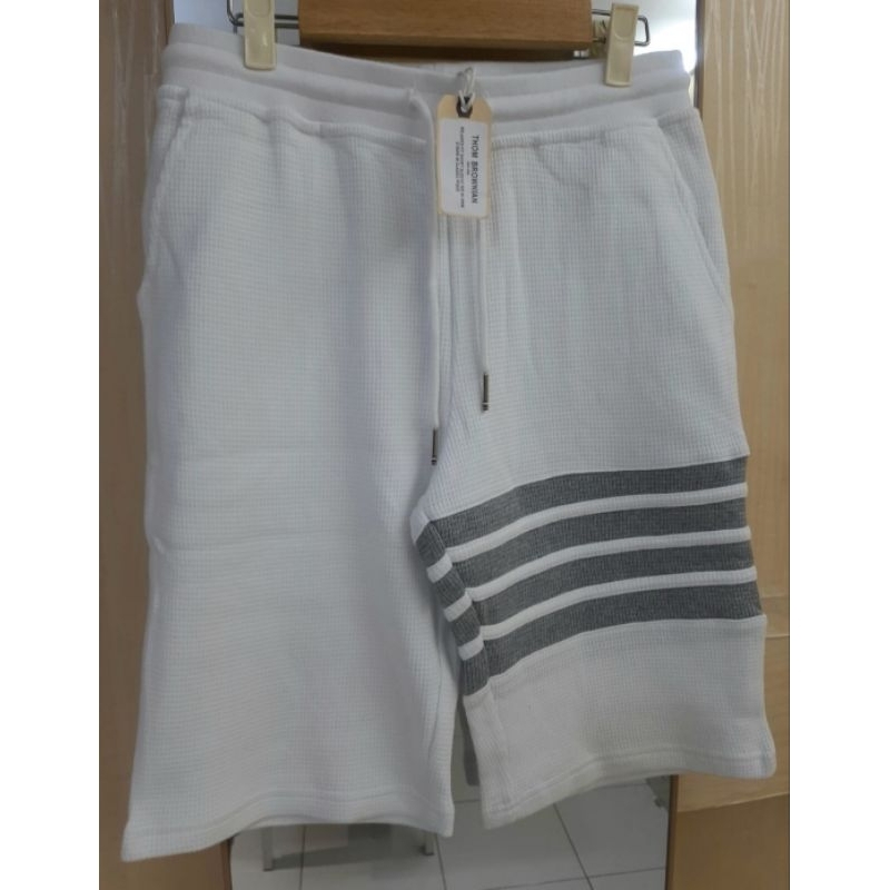 CELANA TRAINING PENDEK "THOM BROWNE" 100% ORIGINAL IMPORT