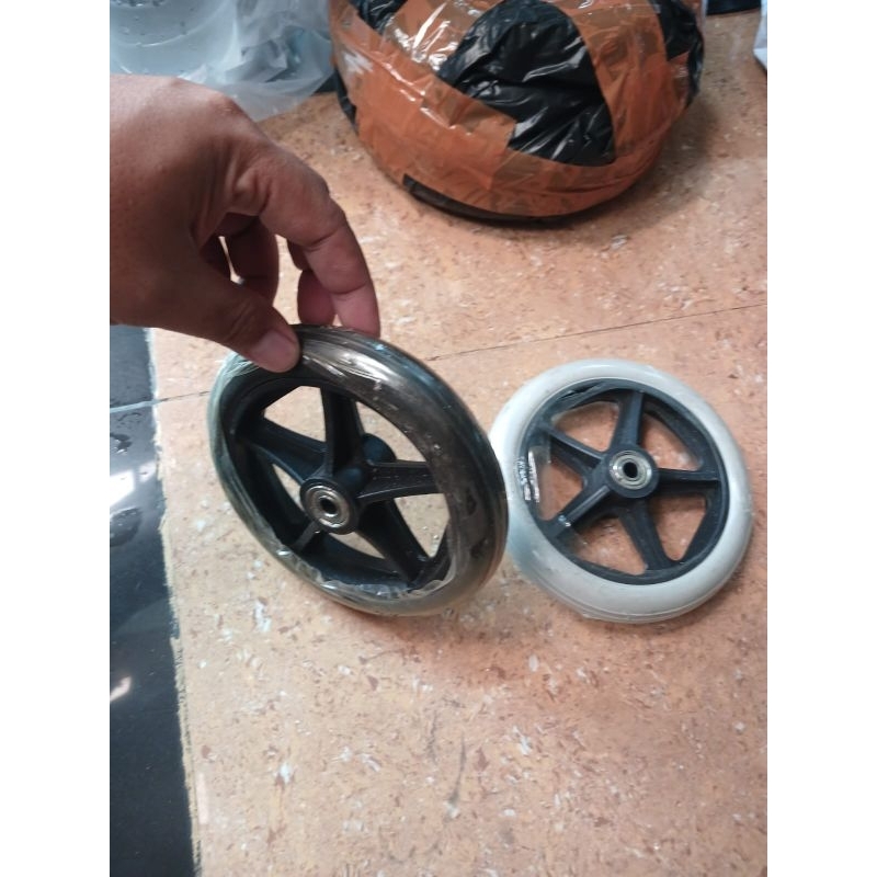 roda depan kursi roda travel 6 inci/ban depan inci