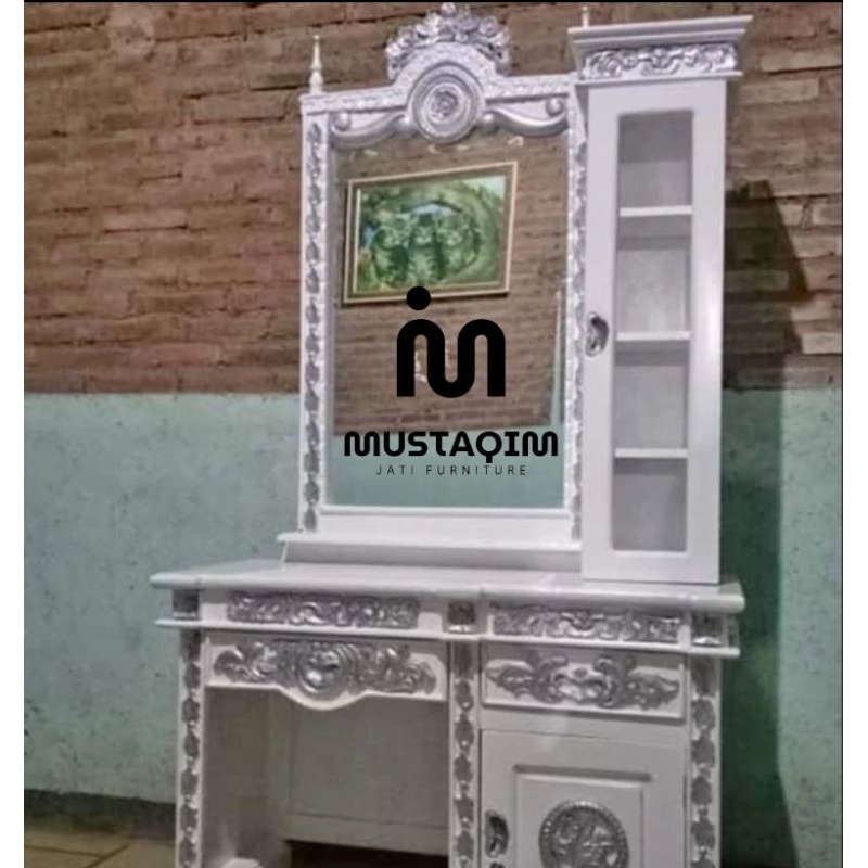 Meja rias ukir khas jepara/tolet ukir khas jepara model gong ukuran 1meter bahan kayu jati