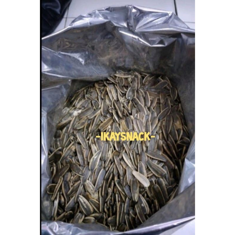 

Kwaci Rebo/Kuaci Rebo 100GR