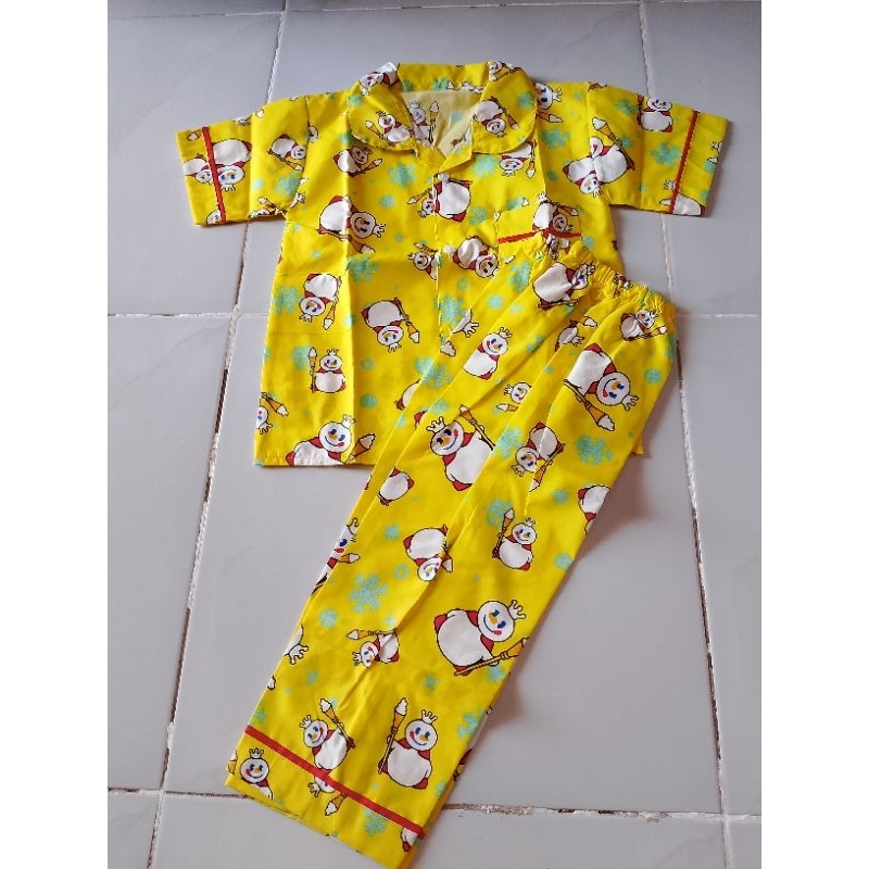Habiskan Stok Piyama anak umur 2-3th