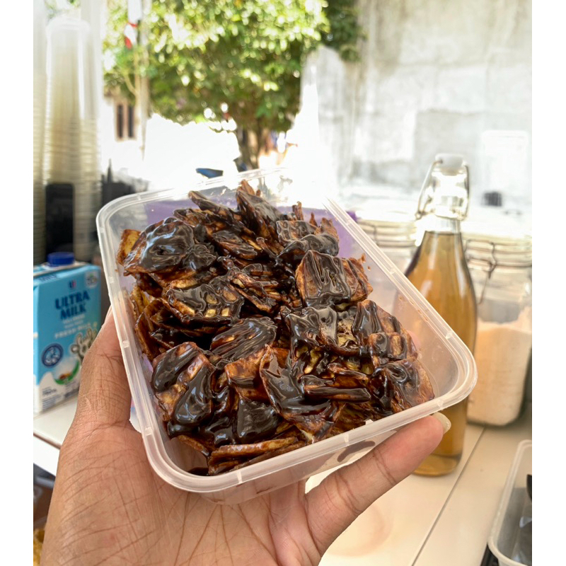 

Kemasan box 500ml Kripik pisang lumer Kripik pisang coklat aneka rasa