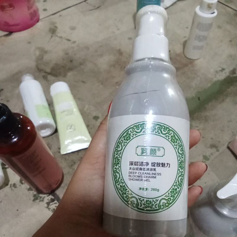 sabun pemutih badan lumpur vulkanik 260g