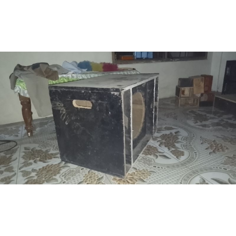 BOX SPL 12 INCH 15MM BEKAS CAT