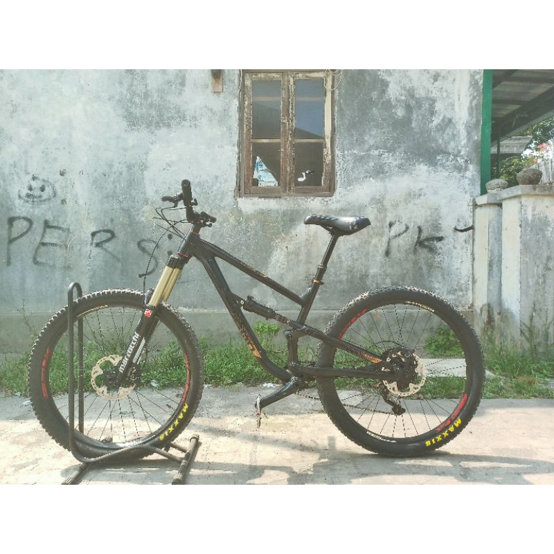 Polygon Siskiu T8 Special Edition