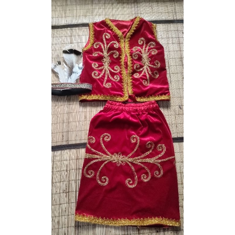 baju adat dayak anak perempuan