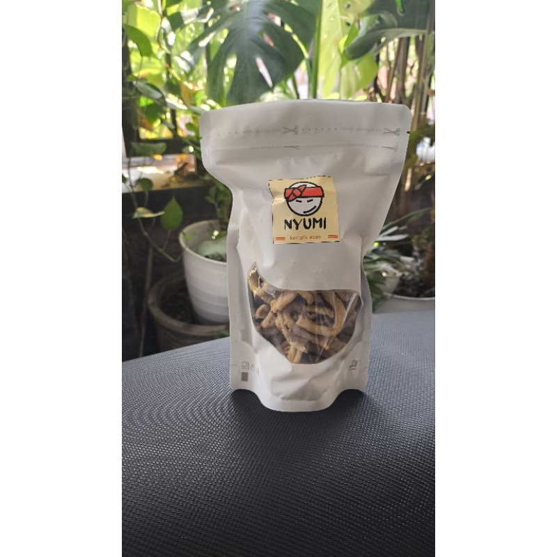 

kripik usus ayam super nyumi,gurih, 120 gram