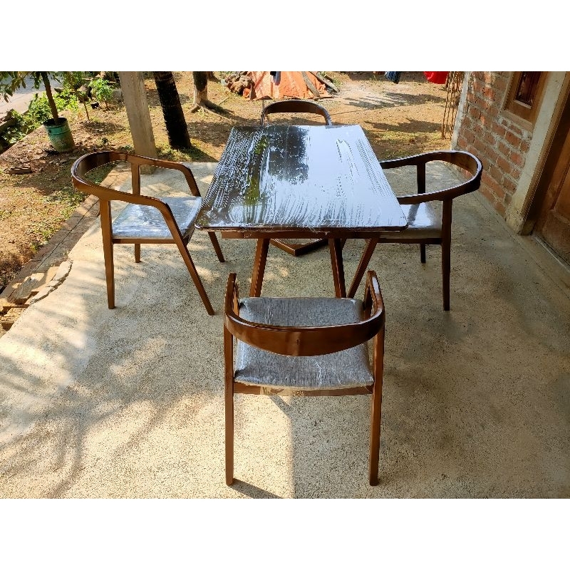 kursi meja makan minimalis, meja kursi makan kursi 4, kursi meja minimalis retro Jepara