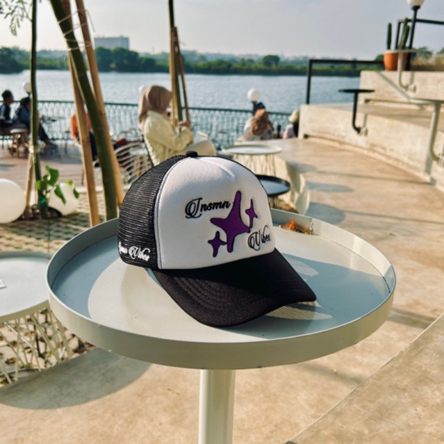 Trucker Hat | Fluffy | topi jaring | all size | insomnia Vibes