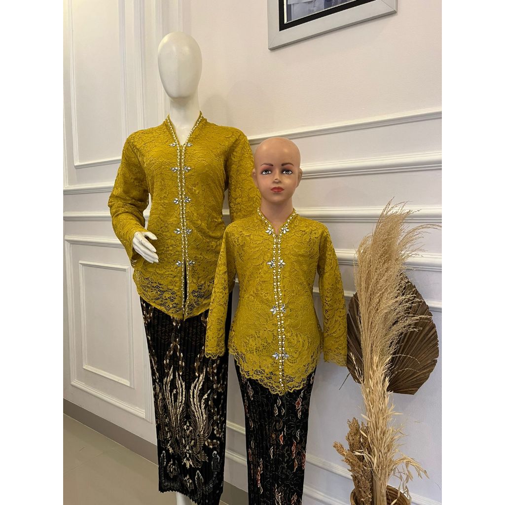 Kebaya Anak dan Ibu Encim Couple / Kebaya Ibu Encim Brukat / Kebaya Anak cantik / Kebaya Ibu pesta